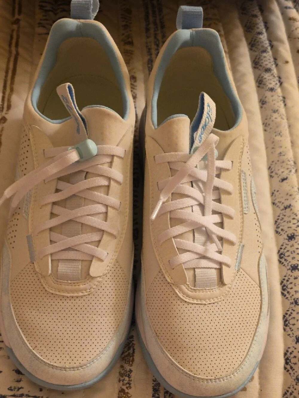 Clae Women’s White & Light Blue Low-Top Sneakers